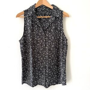 Banana Republic Drapey Classic Preppy Black Floral Button-Up Sleeveless Blouse